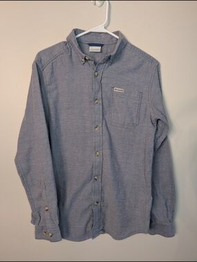 Columbia Men's Light Blue Button-Up Shirt Small